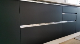 Covering de cuisine noir mat